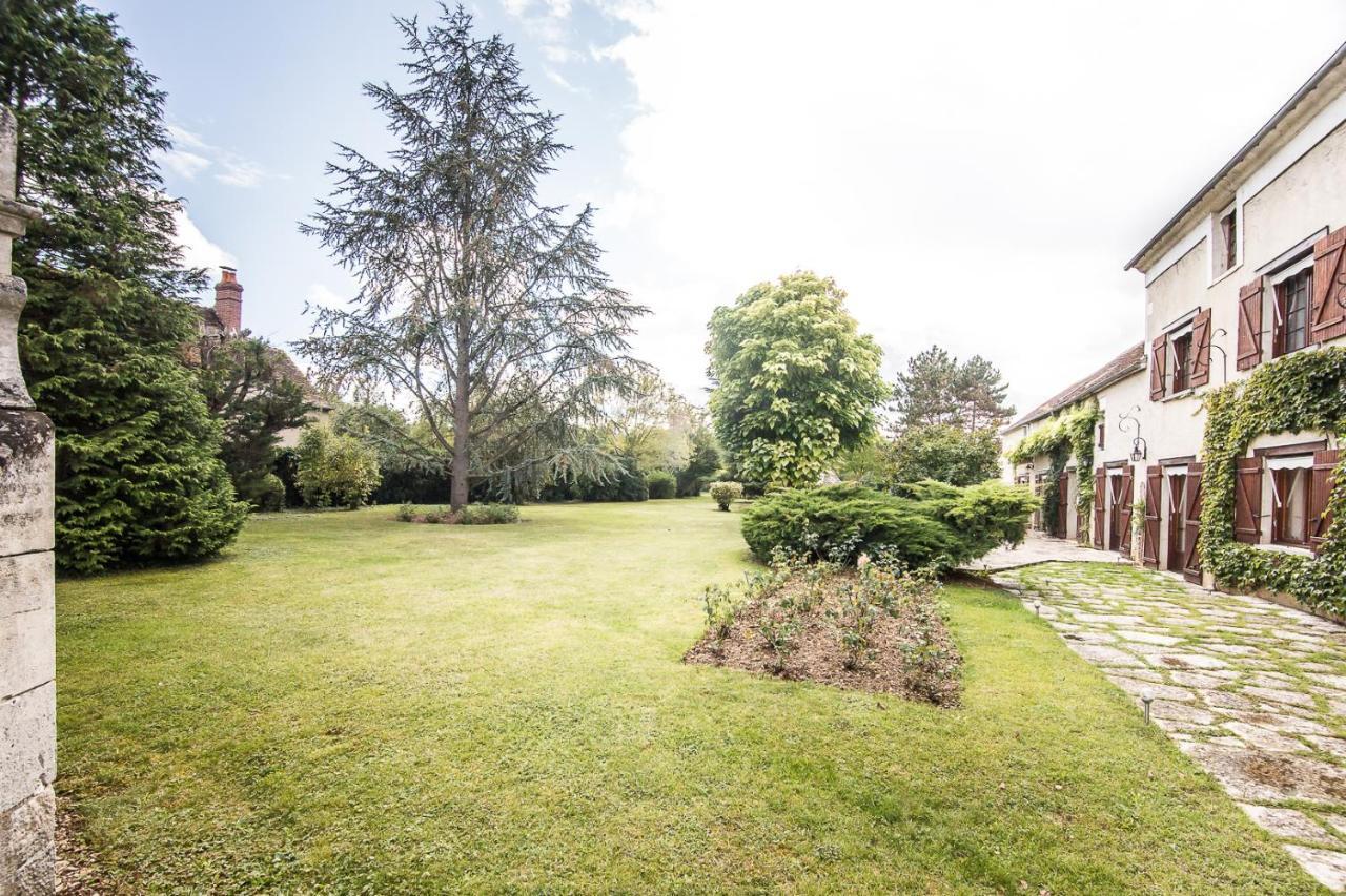 Entre Canal Et Vignes Bed & Breakfast Escolives-Sainte-Camille Exterior photo
