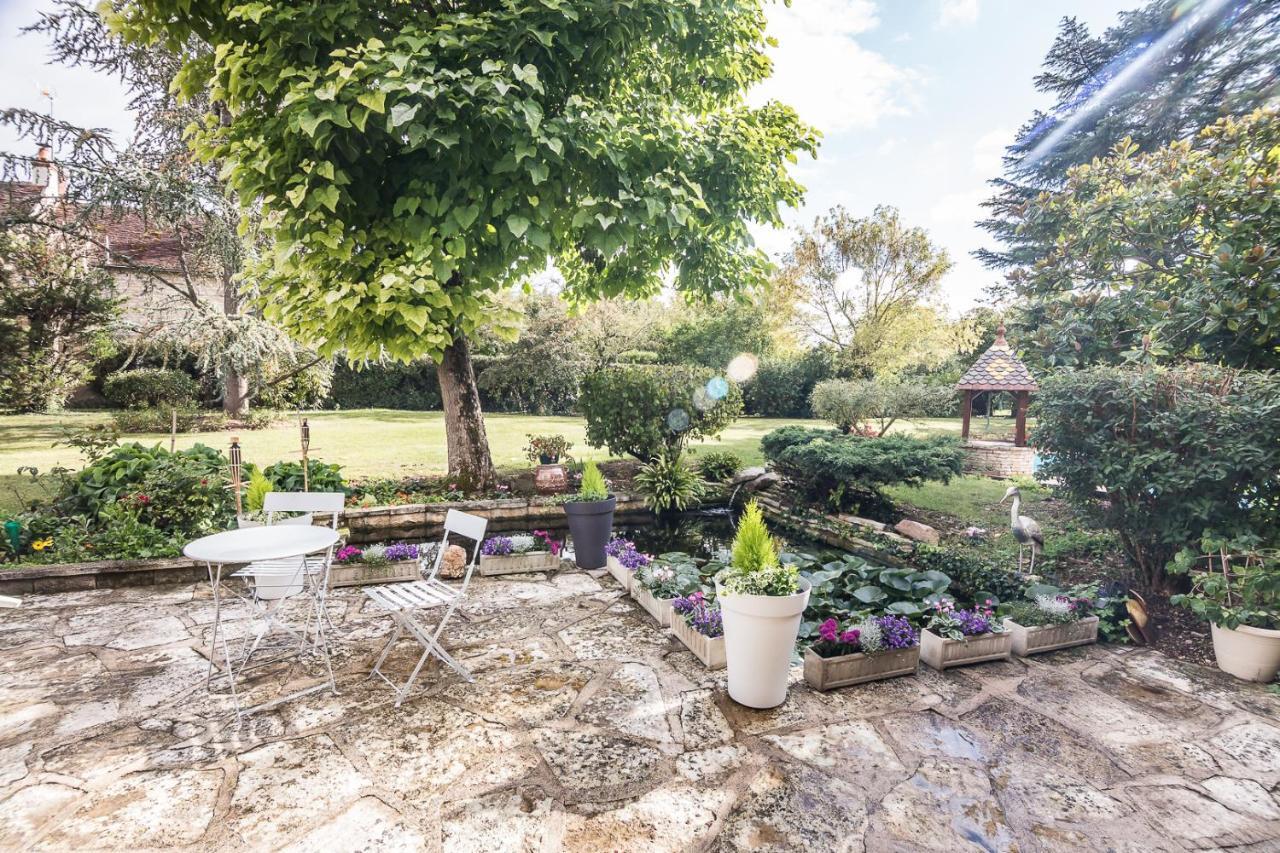 Entre Canal Et Vignes Bed & Breakfast Escolives-Sainte-Camille Exterior photo